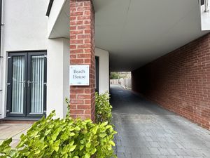 Photo 24- click for photo gallery